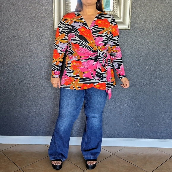 Max & Rina Zebra Print Top - Picture 8 of 8